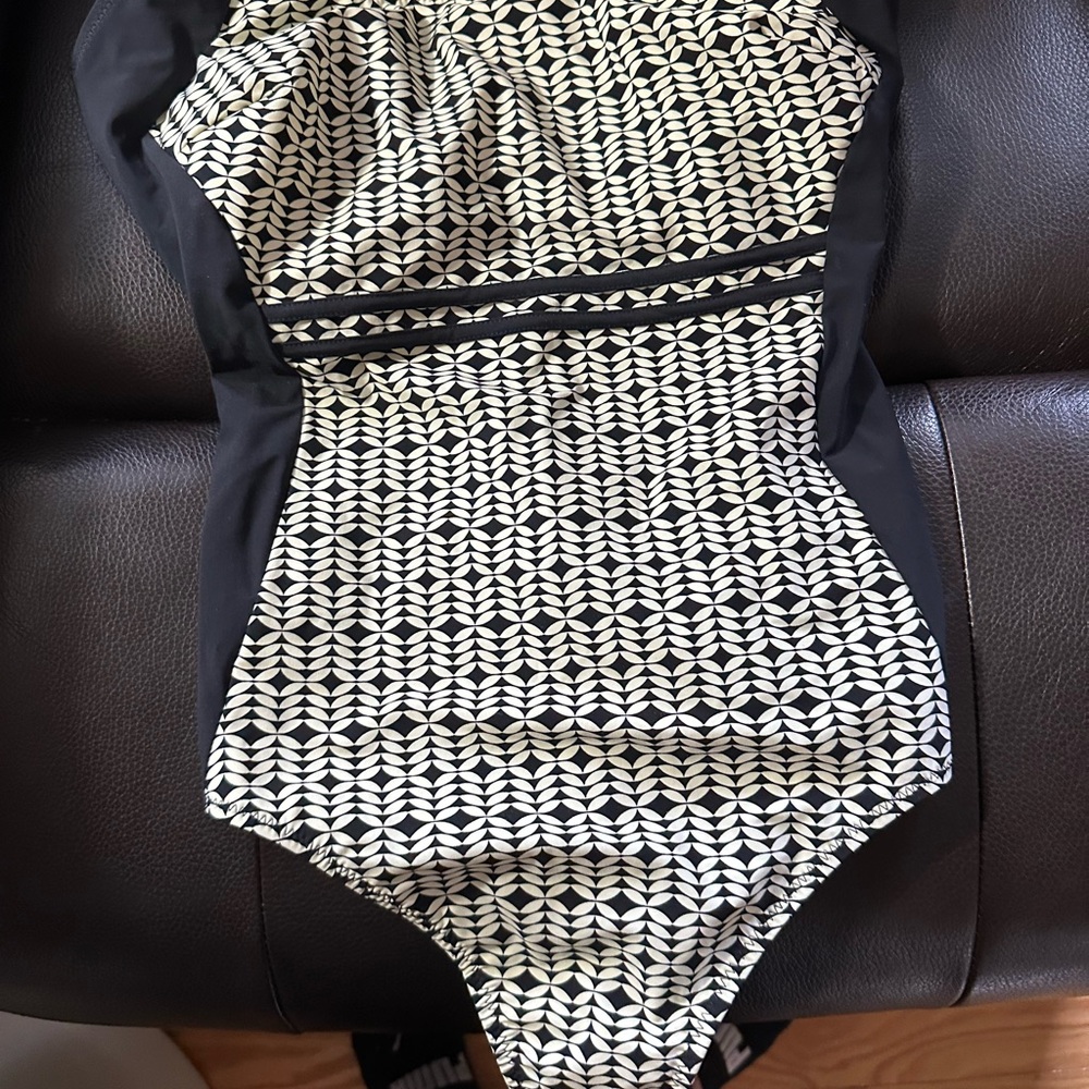 Black and White Patterned Women's One Piece Swimsuit